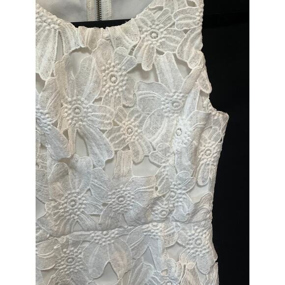ASTR The Label Dress / White Lace / S - Picture 3 of 8